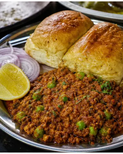 Chicken Keema Pav