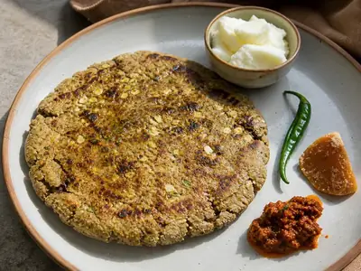 Lasaniya Bajra Rotlo (Garlic Millet Bread)
