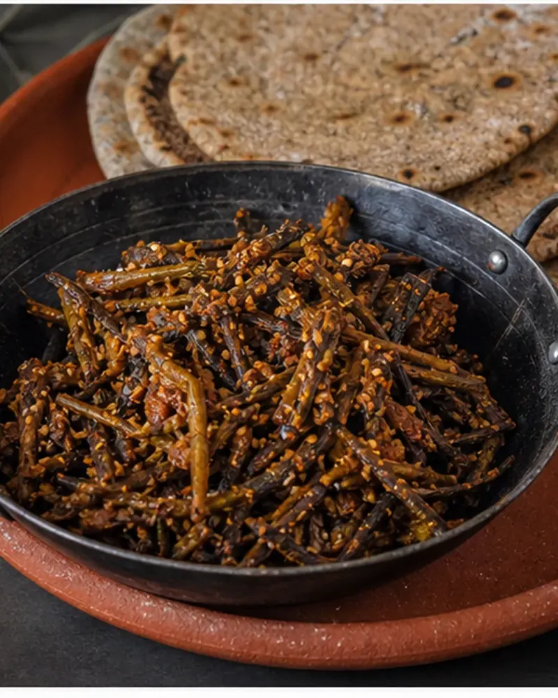 Ker Sangri (Desert Bean Sauté)